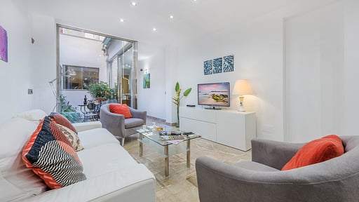 Casa Cherries Bedroom 3