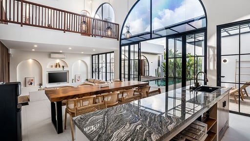 Casa Copper Dining area