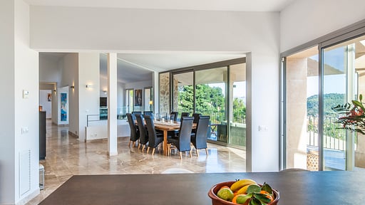 Casa De Calvari Dining area