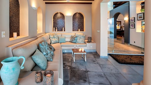 Casa de la Playa Living room 1