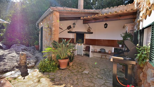 Finca Mercedes BBQ equipment