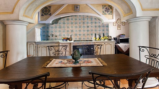 Casa degli Angelica Dining area