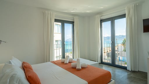 Casa del Paraiso Bedroom 1