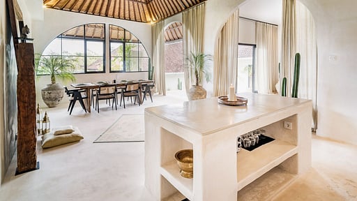 Casa Diola Living room