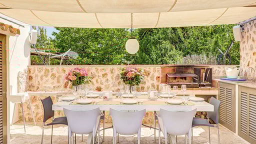 Casa Dulcenia Dining area