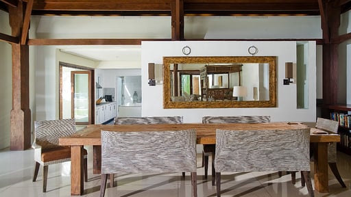 Casa Evaliza Dining area