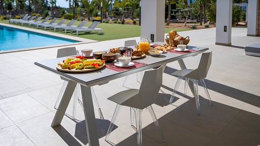 Casa Fourteen Dining area
