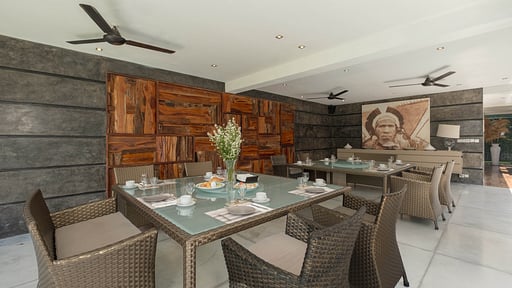 Casa Hannah Dining area