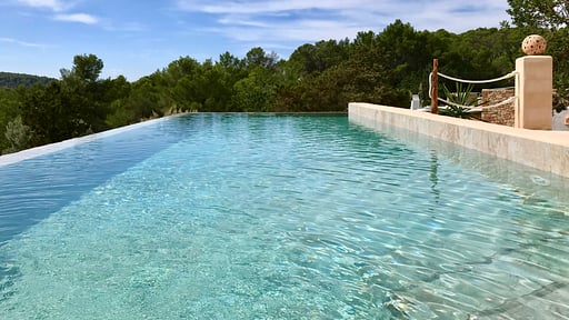 Casa Jade Swimming pool 2