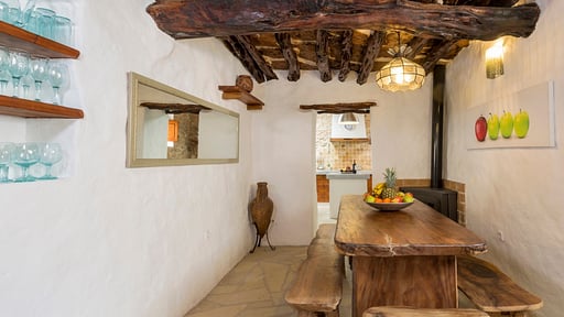 Casa Jade Dining area