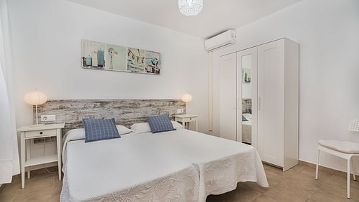 Casa Llobera Dormitorio 1