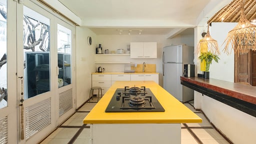 Casa Lucas Kitchen