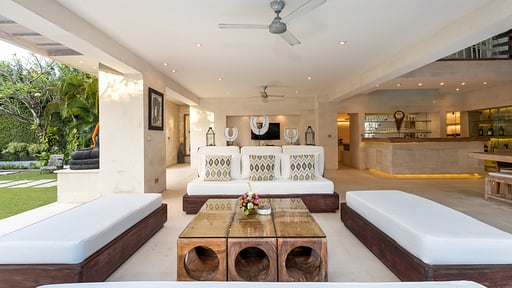 Casa Mateo Living room 1
