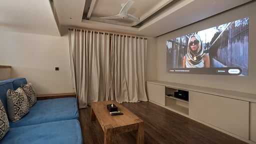 Casa Mateo Media room