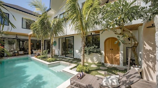 Casa Mira Uluwatu Piscina