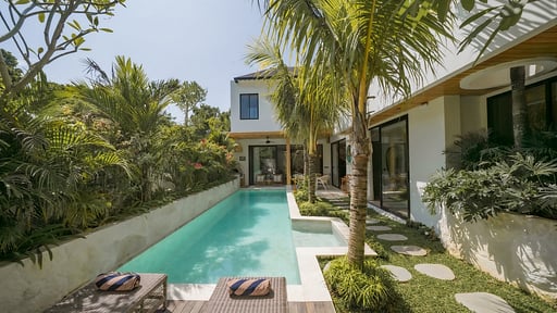 Casa Mira Uluwatu Piscina