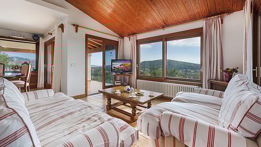 Casa Mirra Living room