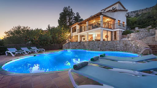 Casa Mirra Swimming pool