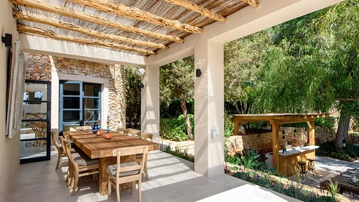 Casa Pura Dining area