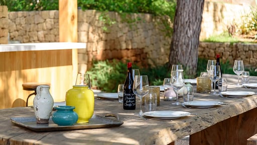 Casa Pura Dining area