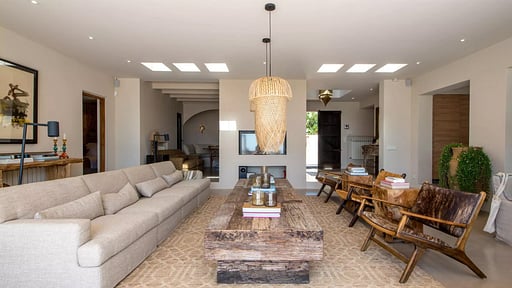 Casa Pura Living room