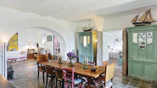 Casa Rossa Dining area