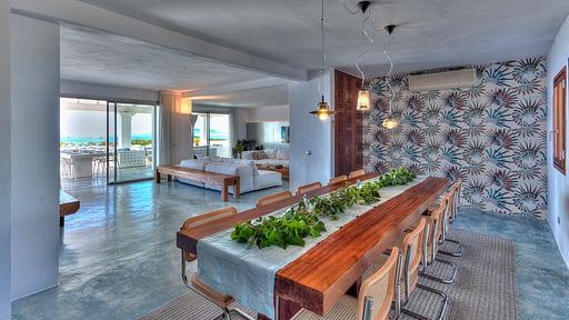 Casa Vista Martinet Dining area