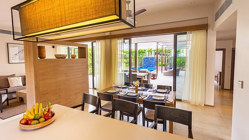 Casabay Villa 3 Dining area