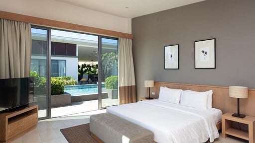 Casabay Villa 6 Bedroom 1