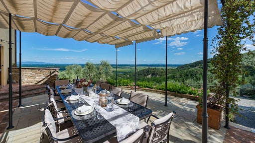 Casale Mola Dining area