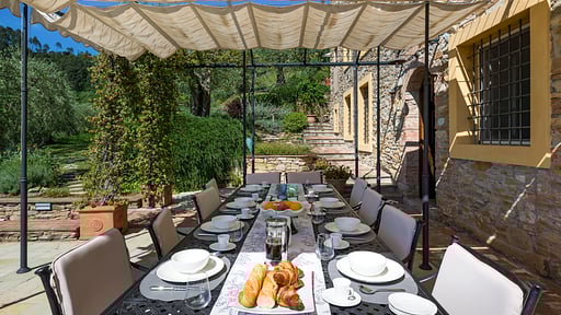 Casale Mola Dining area