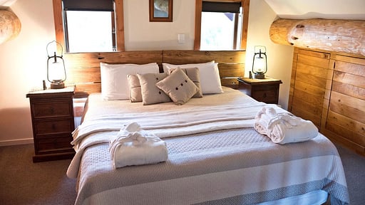 Cascade Creek Retreat Slaapkamer 1