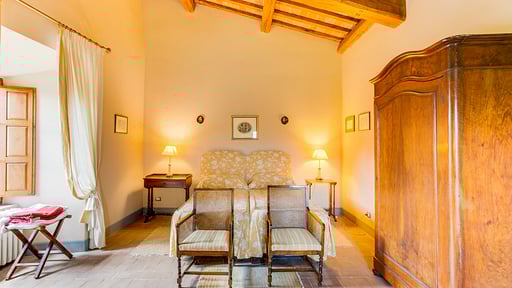 Castello Gubbio Bedroom 1