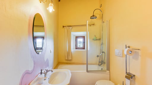 Castello Gubbio Bedroom 13