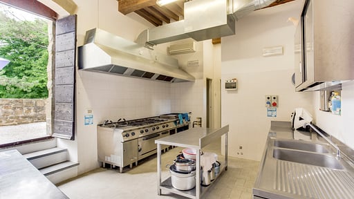 Castello Gubbio Kitchen