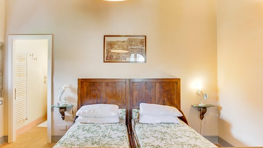 Castello Gubbio Bedroom 2