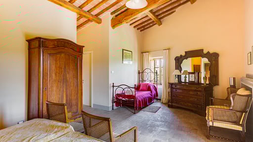 Castello Gubbio Bedroom 1