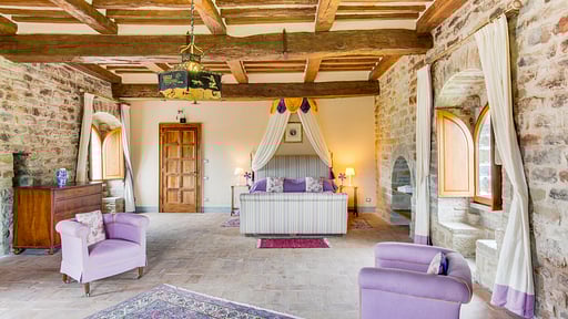 Castello Gubbio Bedroom 11