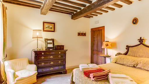 Castello Gubbio Bedroom 7