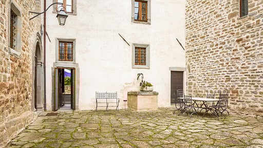 Castello Gubbio Terrace/Veranda
