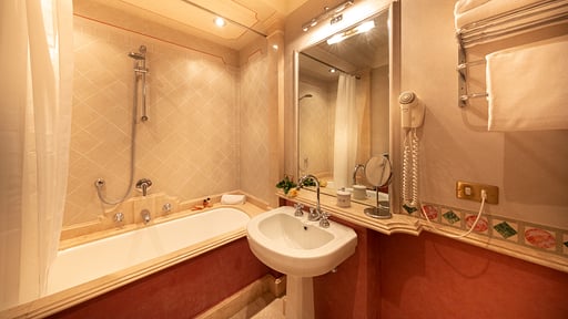 Castle Mago Camera da letto 3