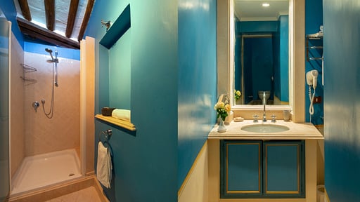 Castle Mago Camera da letto 8