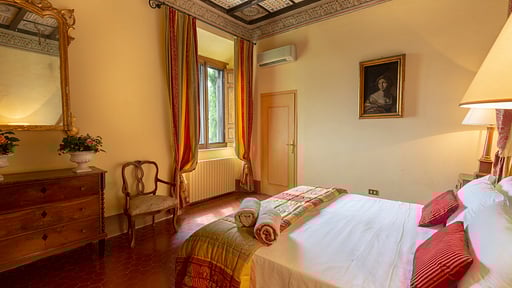 Castle Mago Camera da letto 12