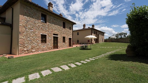 Cedda Apartment Surroundings