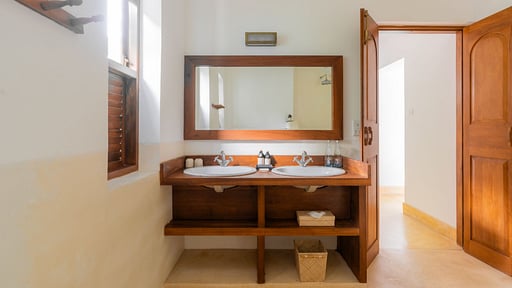 Celadon House Bedroom 3