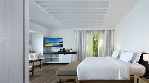 Celes Beachfront Pool Suite Bedroom 