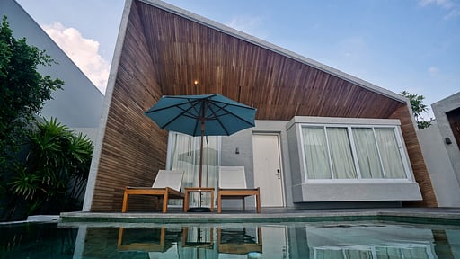 Celes Beachfront Pool Suite Swimming pool 