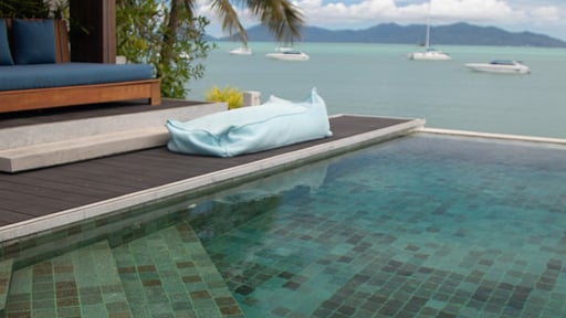 Celes Beachfront Pool Suite Swimming pool 