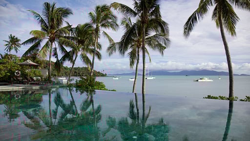 Celes Beachfront Pool Suite Swimming pool 