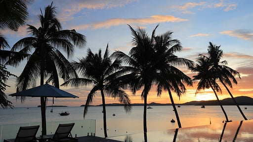 Celes Beachfront Pool Suite Zwembad 